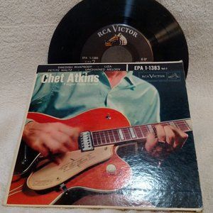 Chet Atkins Finger Style Guitar RCA 45 RPM Record